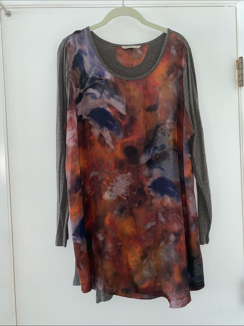 Soft Surroundings Multicolor Watercolor Print Tunic with Gray Sleeves